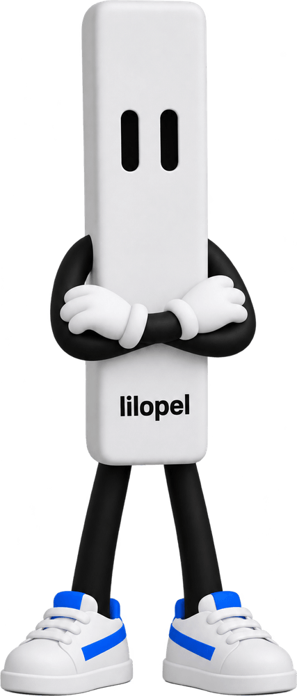 Lilo staat zelfverzekerd met de armen over elkaar
